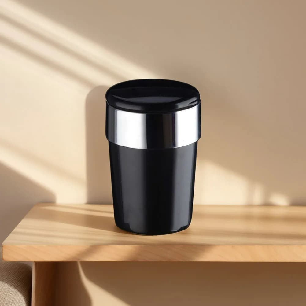 Popielniczka samochodowa z pokrywką